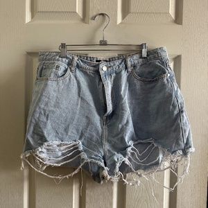 Missguided distressed shorts
